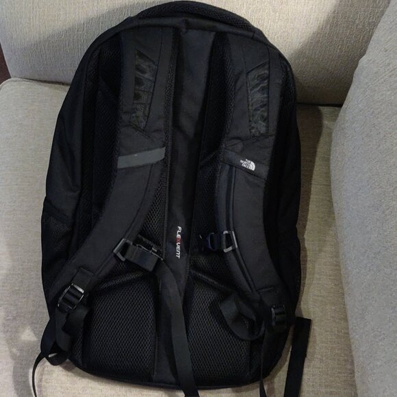 The North Face Connector Flexvent Black Laptop Backpack - Picture 5 of 11
